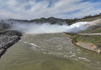 Oroville Spillway releases during the March storms 