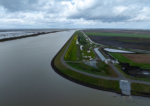 View of the expanded Yolo Bypass from the Sacramento Bypass looking north during bypass flow