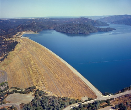Lake Oroville Dam